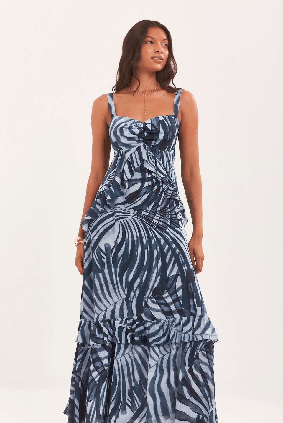 Vestido Julia Midi Babados